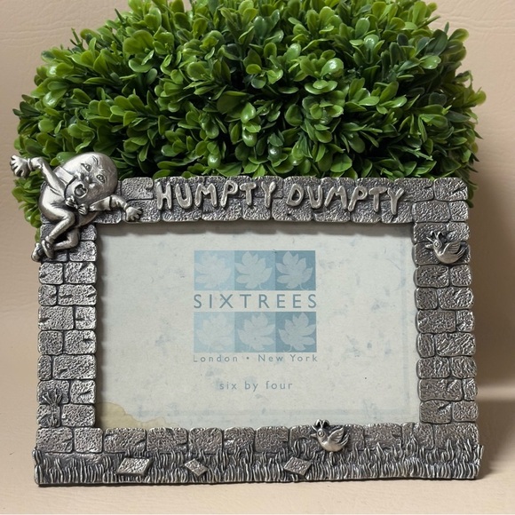 Humpty Dumpty Sixtrees Silver Photo Frame 6X4 - Picture 3 of 4